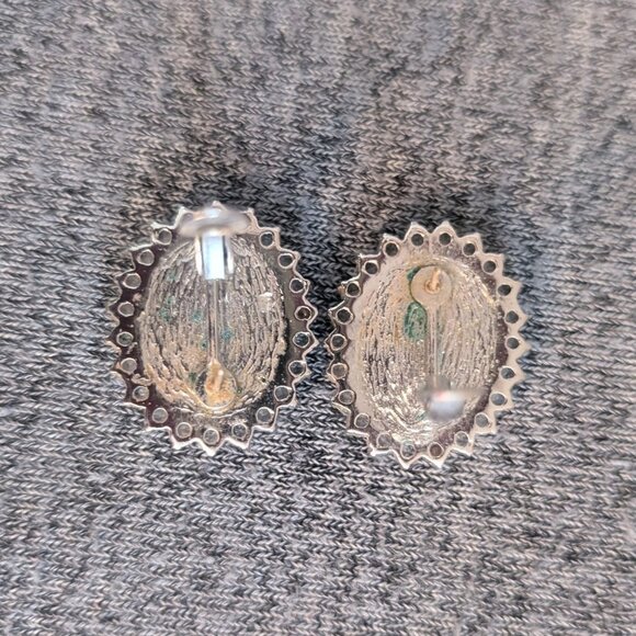 Vintage Butler Plug Earrings, Faux Abalone/Shell Inlay with Rhinestone, Signed - Picture 4 of 6